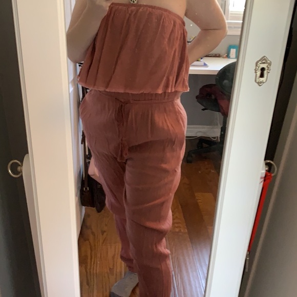 pink AE pantsuit! - Picture 2 of 2